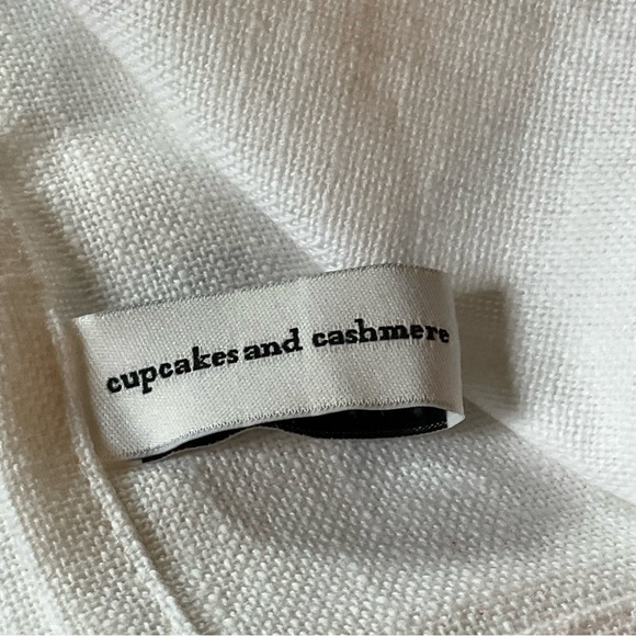 CUPCAKES & CASHMERE Kitchen Towel Set of 4 Valentine’s Day Love Theme Red Cream - Picture 7 of 7